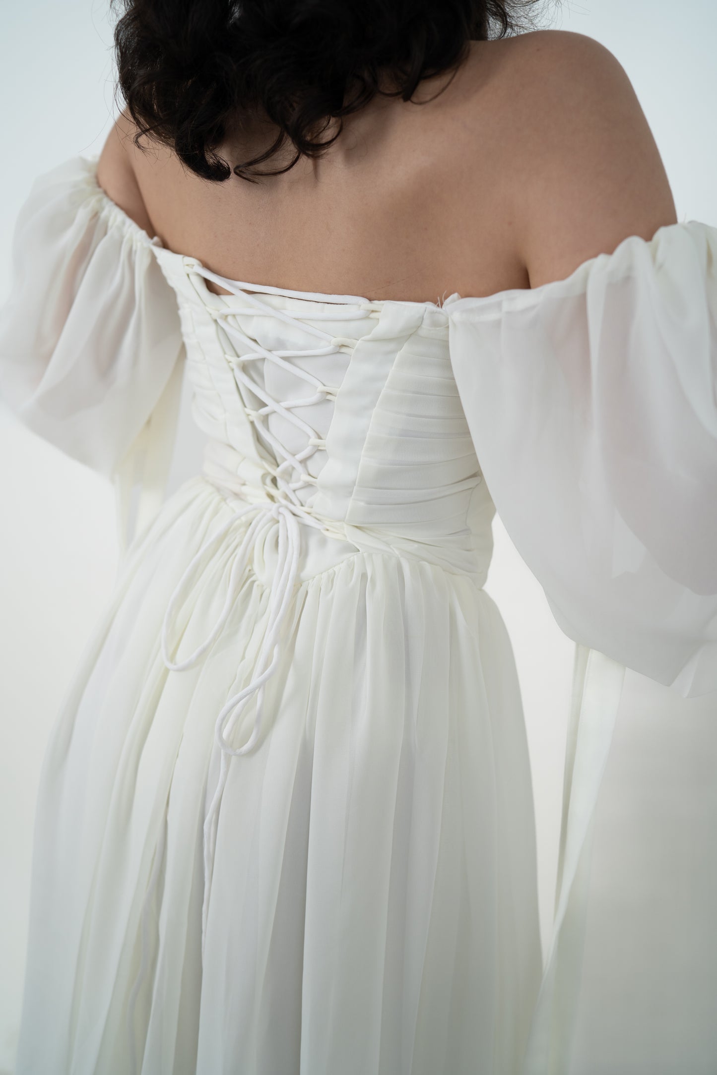 Georgia White Maxi