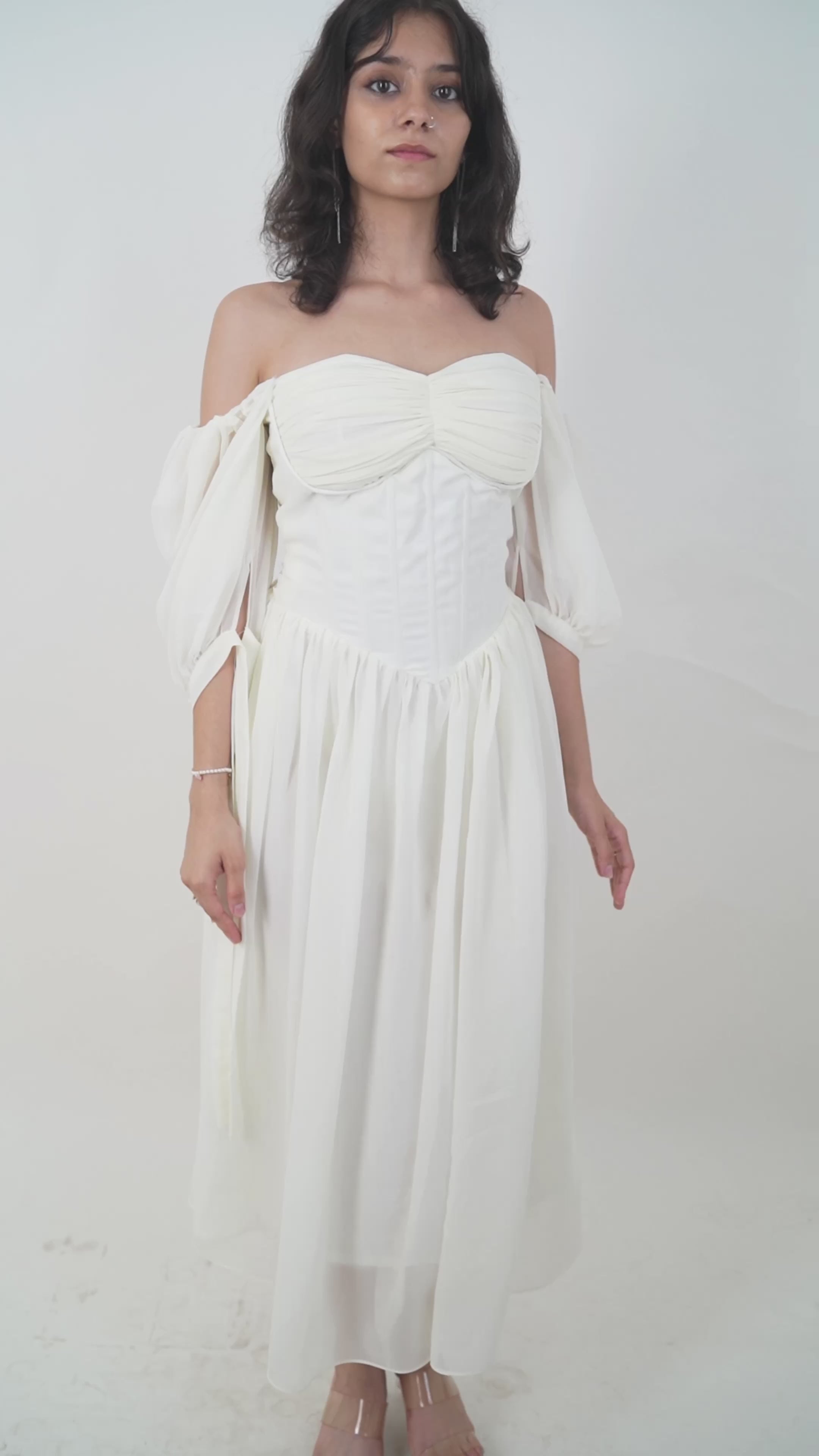 Georgia White Maxi